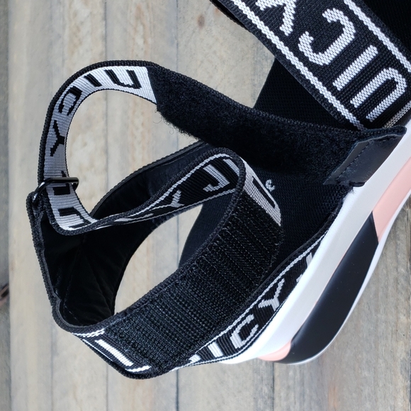 Juicy Couture Impulse Wedge Sandals Strappy Ankle Logo Adjustable NEW - Picture 8 of 8